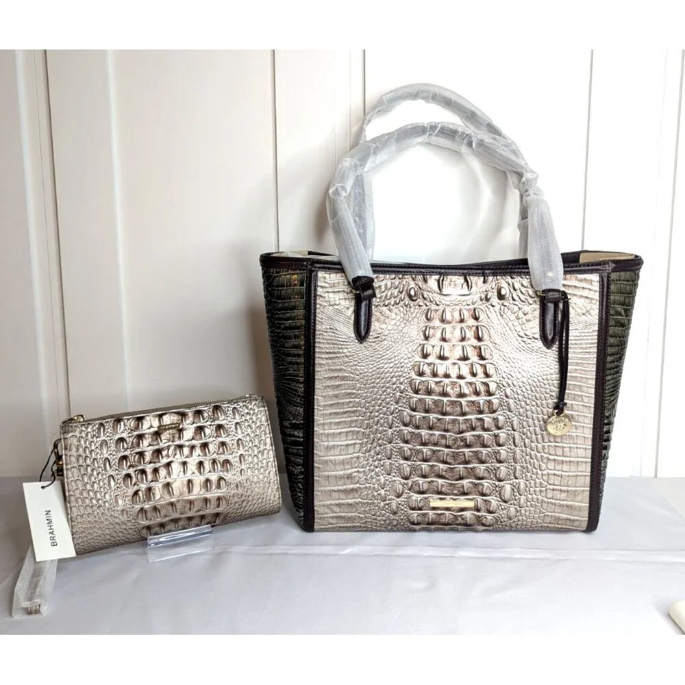 Brahmin Daisy Large Zip Wristlet - Silver Lining, Grey Taupe Brown NWT - Picture 9 of 9
